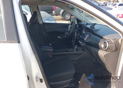 2024 Nissan Kicks Sv Xtronic Cvt z USA, uszkodzony, nr VIN 3N1CP5CV7RL518056